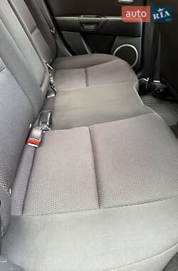 Седан Mazda 3 2007 в 