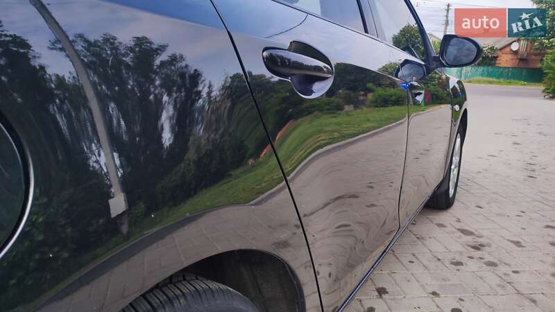 Седан Mazda 3 2010 в Житомирі