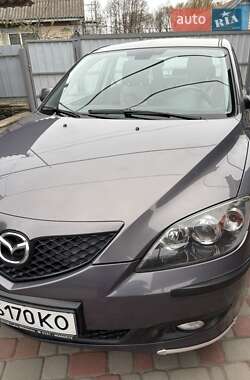 Хэтчбек Mazda 3 2006 в Гнивани
