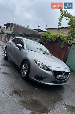 Седан Mazda 3 2014 в 