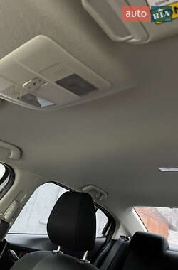 Седан Mazda 3 2014 в 