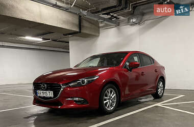 Седан Mazda 3 2018 в Киеве