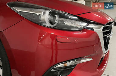 Седан Mazda 3 2018 в 