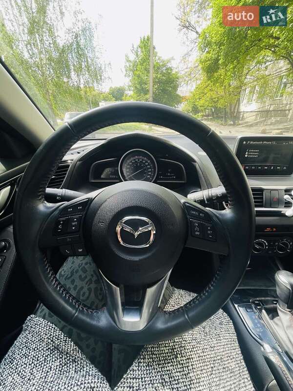 Хэтчбек Mazda 3 2015 в Житомире