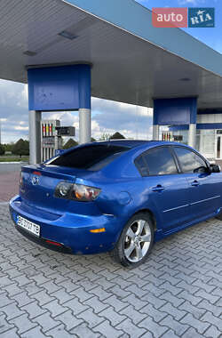 Седан Mazda 3 2004 в 