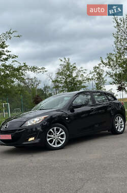 Хэтчбек Mazda 3 2011 в 