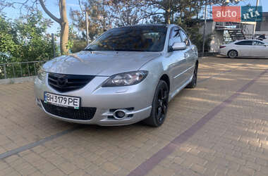 Седан Mazda 3 2004 в 