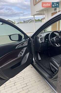 Хэтчбек Mazda 3 2017 в 