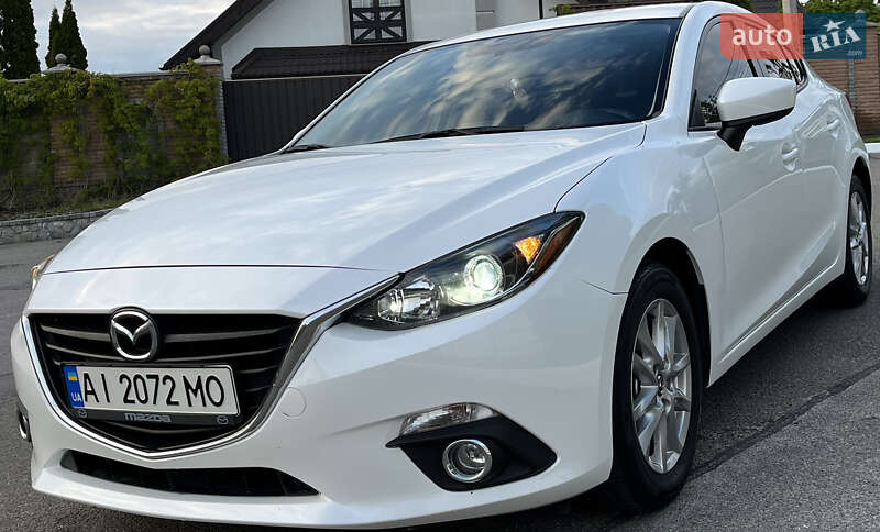 Седан Mazda 3 2015 в Василькові