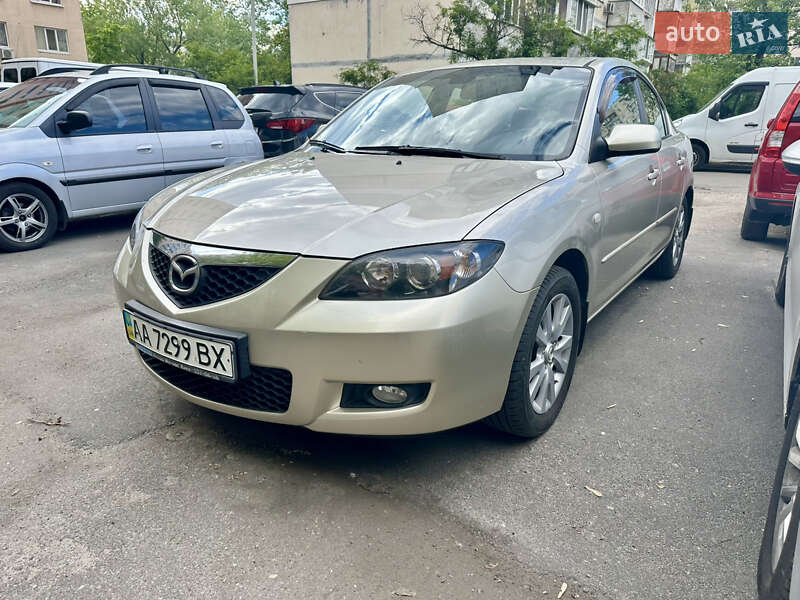 Седан Mazda 3 2006 в Києві
