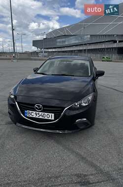 Седан Mazda 3 2015 в Львове
