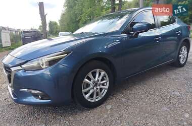 Седан Mazda 3 2018 в 