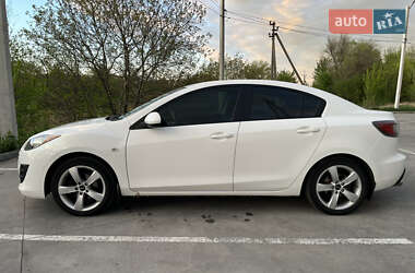 Седан Mazda 3 2009 в 