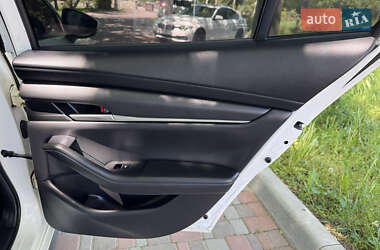 Седан Mazda 3 2019 в 