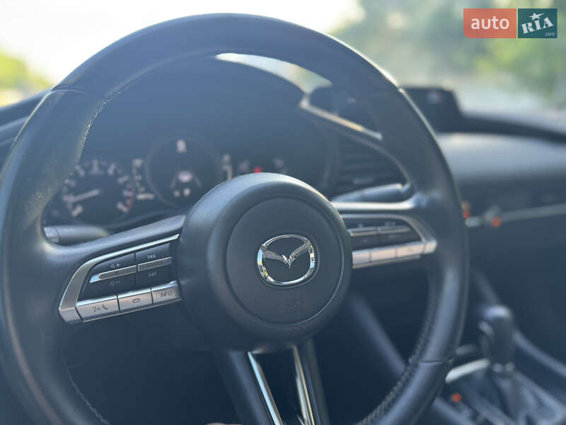 Седан Mazda 3 2019 в Запорожье