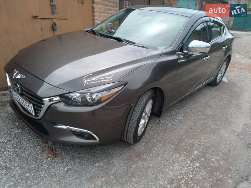 Седан Mazda 3 2016 в Виннице