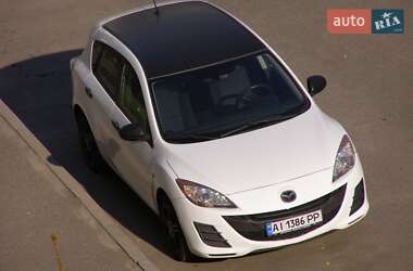 Хетчбек Mazda 3 2010 в 