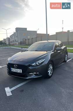 Седан Mazda 3 2017 в Запорожье