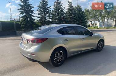 Седан Mazda 3 2016 в 