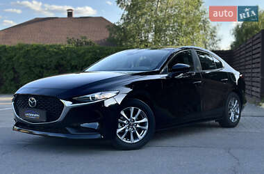 Седан Mazda 3 2021 в Дніпрі