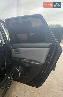 Хэтчбек Mazda 3 2006 в 