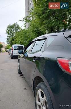 Хэтчбек Mazda 3 2009 в 