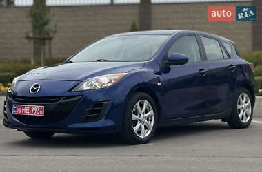 Хэтчбек Mazda 3 2010 в 