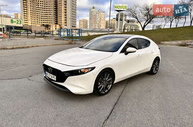 Хэтчбек Mazda 3 2019 в 