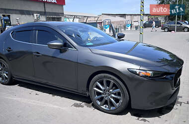 Седан Mazda 3 2021 в Кривому Розі