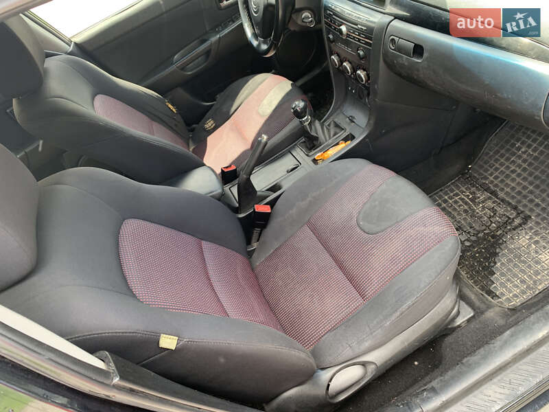 Седан Mazda 3 2004 в Виннице