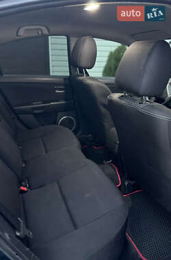 Седан Mazda 3 2006 в 