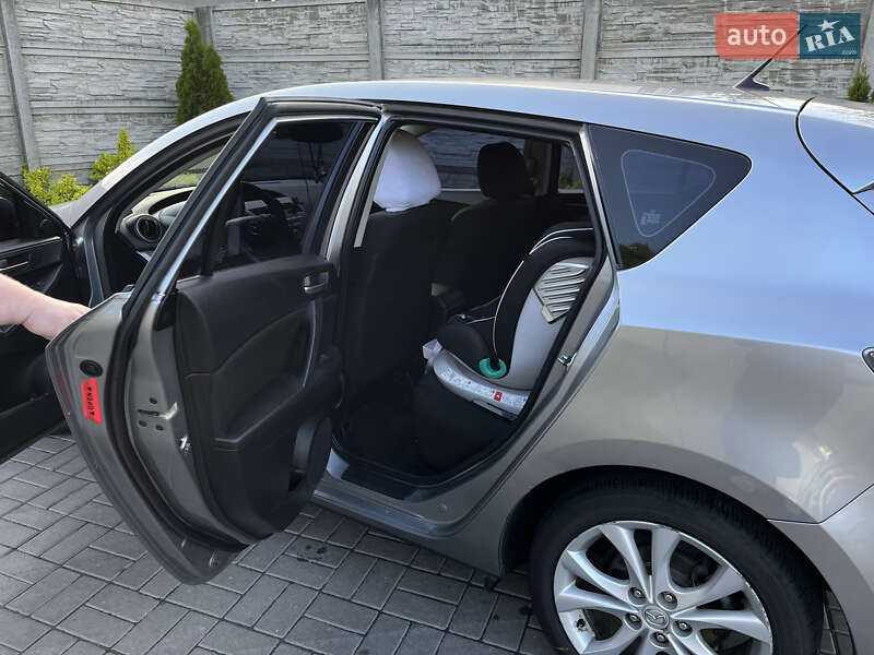 Хетчбек Mazda 3 2010 в Козятині