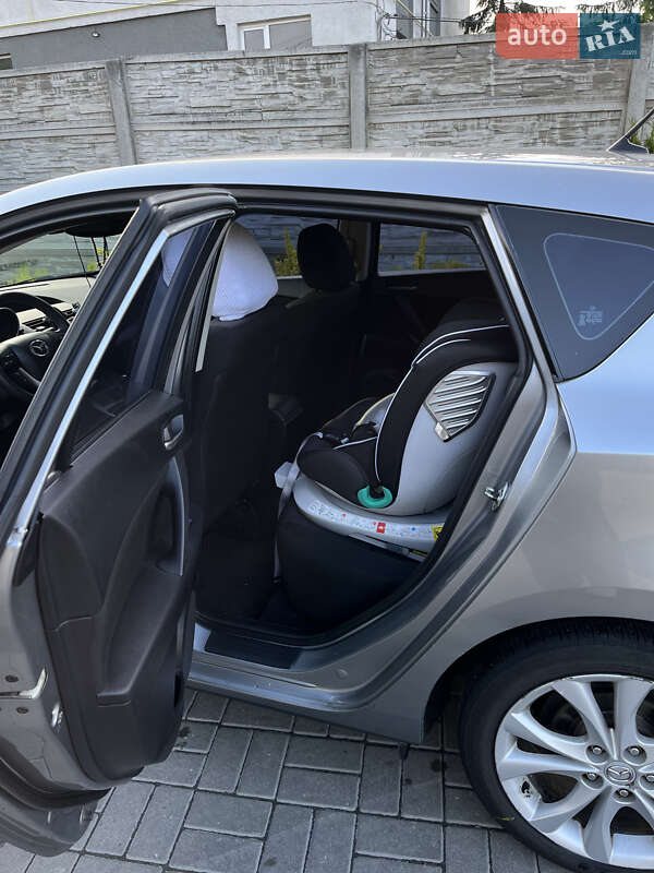 Хетчбек Mazda 3 2010 в Козятині