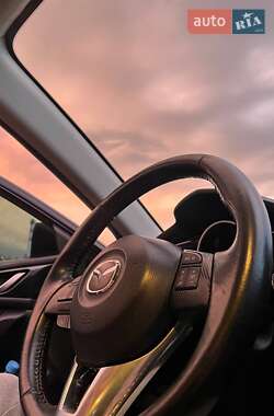 Седан Mazda 3 2016 в 