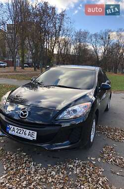 Седан Mazda 3 2011 в 