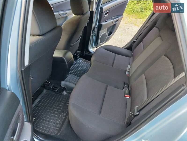 Хетчбек Mazda 3 2007 в Чернівцях
