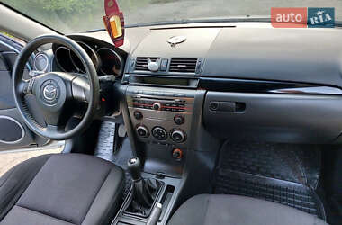 Хэтчбек Mazda 3 2007 в 