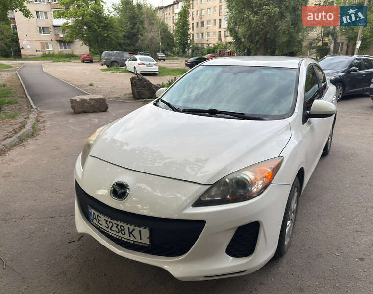 Mazda 3 2012