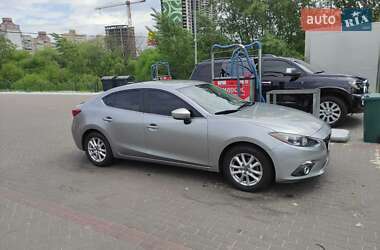 Седан Mazda 3 2015 в Києві
