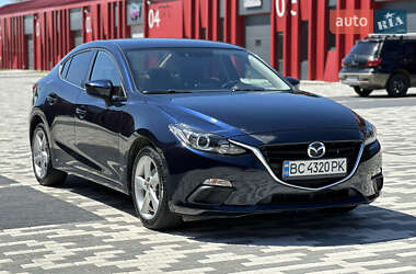 Седан Mazda 3 2015 в Львові