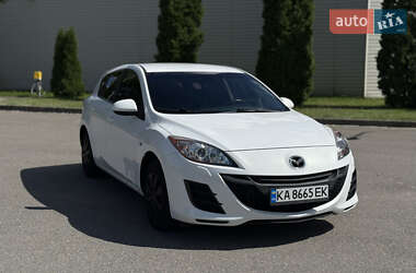 Хэтчбек Mazda 3 2010 в 