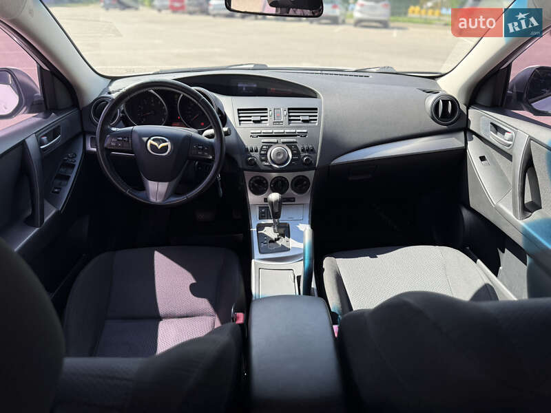 Хетчбек Mazda 3 2010 в Олександрії фото 7 Хетчбек Mazda 3 2010 в Олександрії