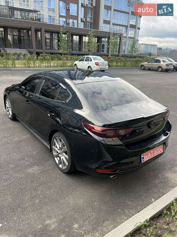 Седан Mazda 3 2021 в Києві