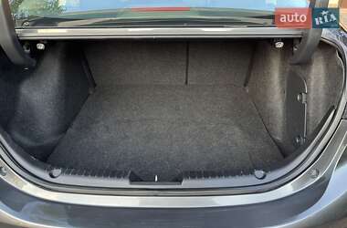 Седан Mazda 3 2018 в 