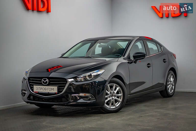 Седан Mazda 3 2017 в 