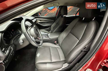 Седан Mazda 3 2019 в Киеве