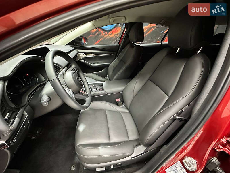 Седан Mazda 3 2019 в Киеве