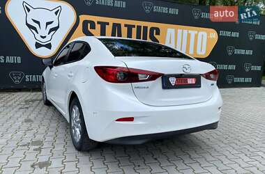 Седан Mazda 3 2014 в 