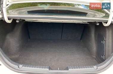 Седан Mazda 3 2014 в 