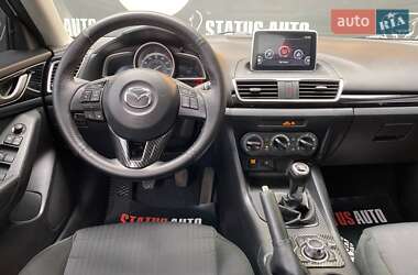 Седан Mazda 3 2014 в 